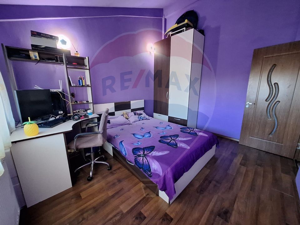 Apartament cu 3 camere de vanzare in Constanta -Km5