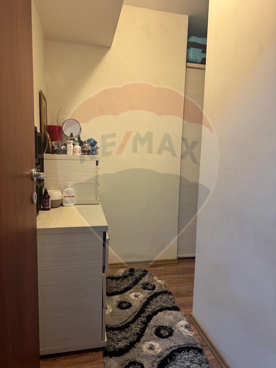 Apartament 3 camere + boxă pe etaj, Mall Promenada