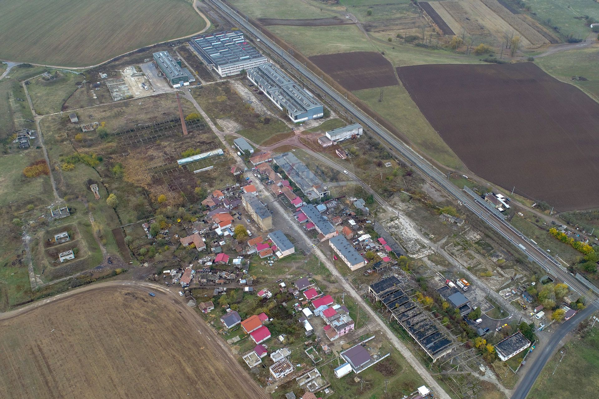 Spatiu industrial 14920 mp vanzare in Hală, Hunedoara, Turdas