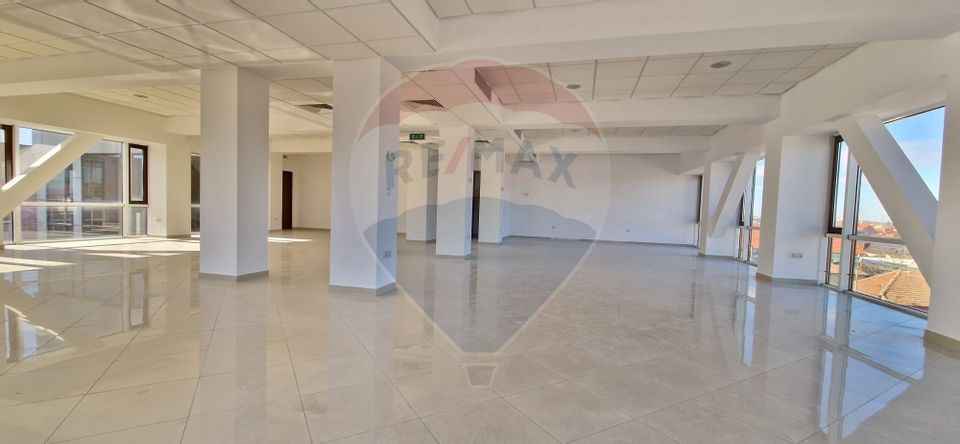 400sq.m Office Space for rent, Micalaca area