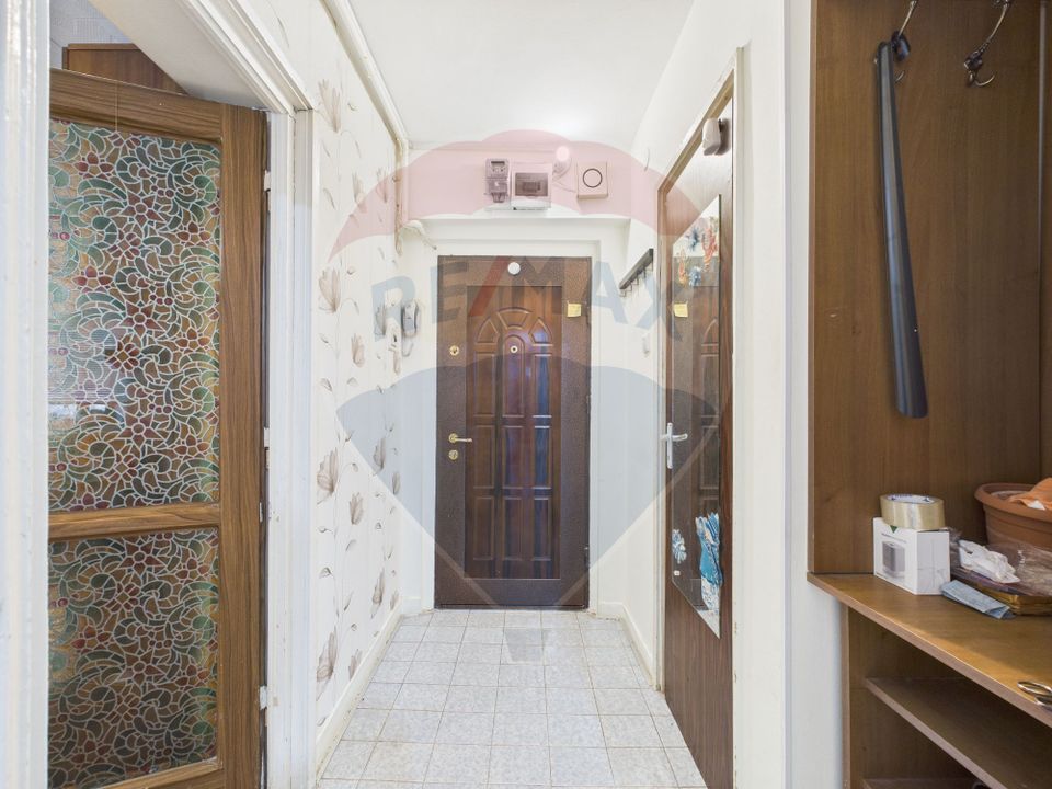 Apartament 3 camere Basarabia 64 mp | Metrou | Bloc reabilitat