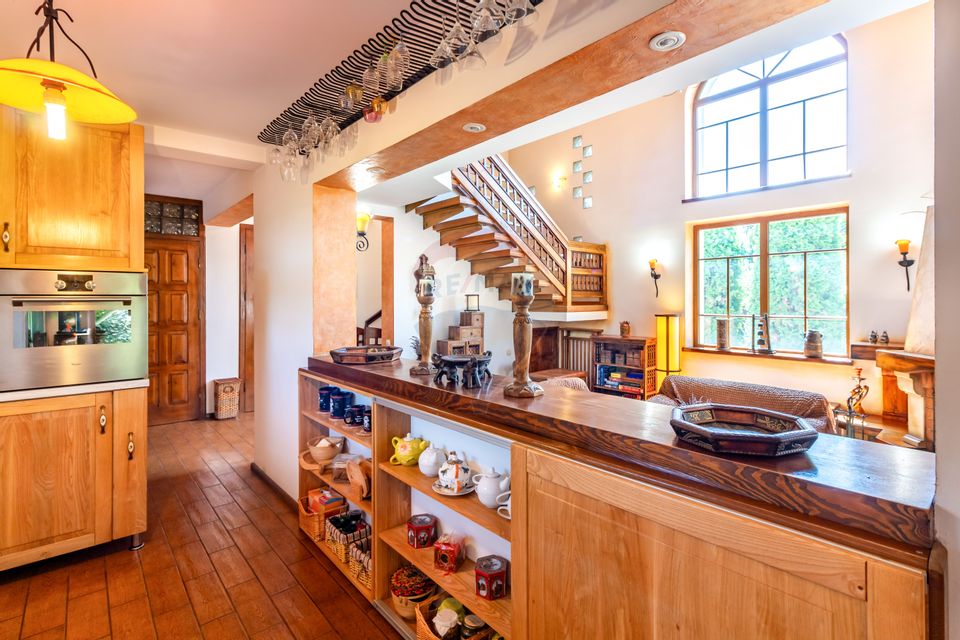 Vanzare Casa de vacanta Brebu, Prahova, Campina cu gradina si livada