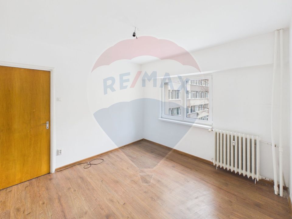 Apartament cu 3 camere Drumul Taberei I Constantin Brancusi