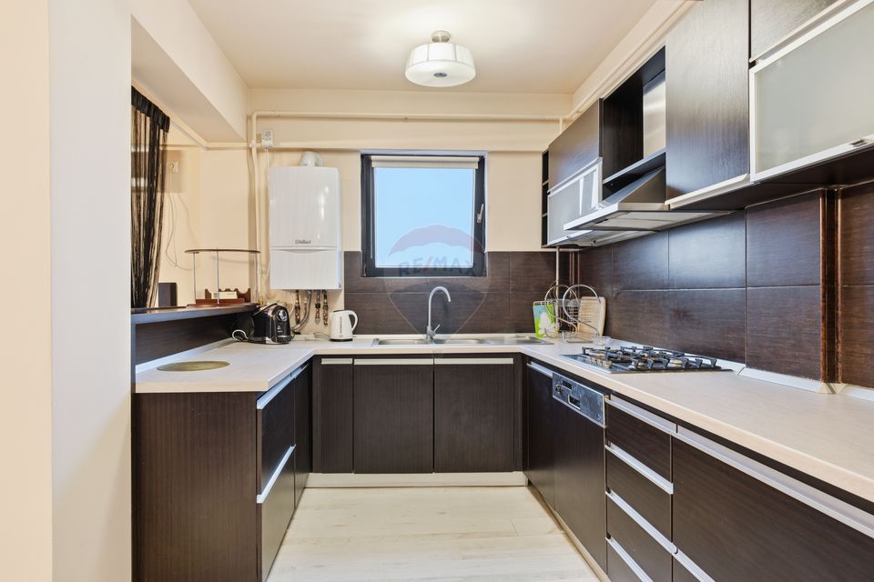 PENTHOUSE ULTRACENTRAL CU PRIVELISTE PANORAMICĂ | 3 CAMERE