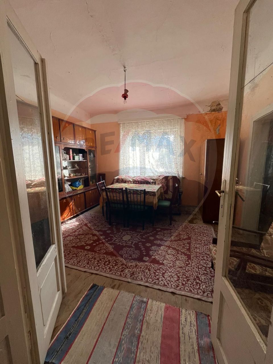 Casă de vânzare in Hideaga la drumul National