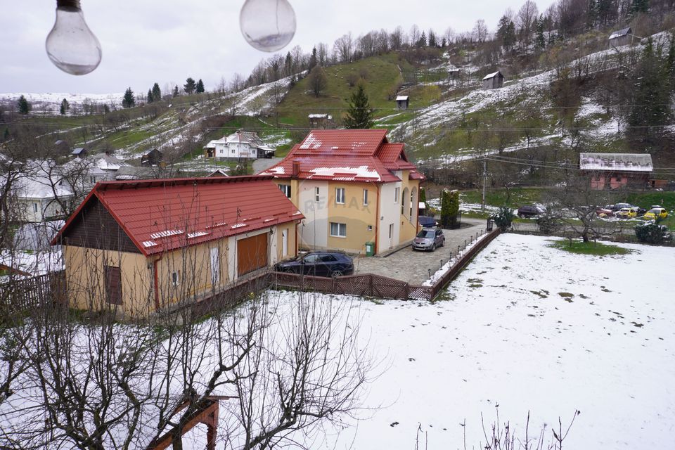 5 room House / Villa for sale