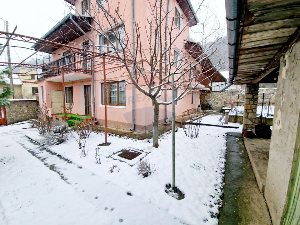 6 room House / Villa for sale, Central area