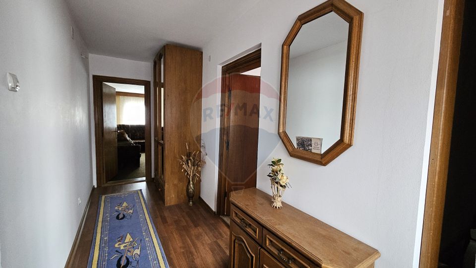 Casă / Vilă  de vânzare în Campulung Moldovenesc, Suceava