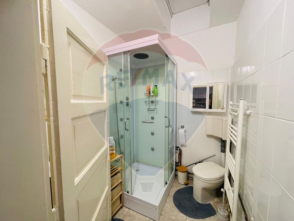 2 room House / Villa for rent, Resita area