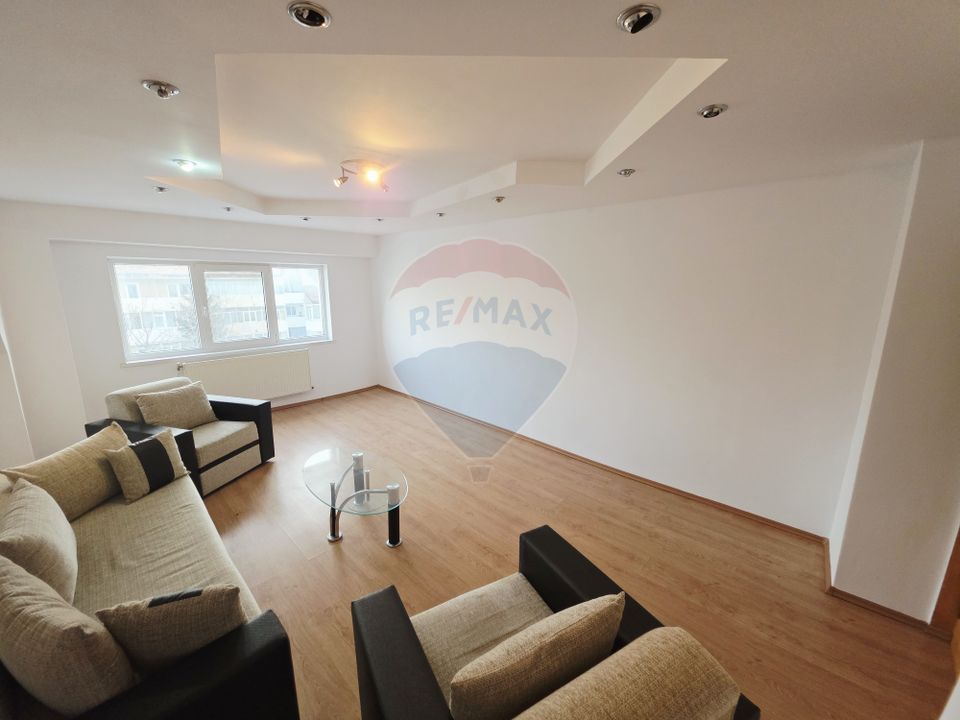 Apartament cu 2 camere de vânzare în zona 1 Mai