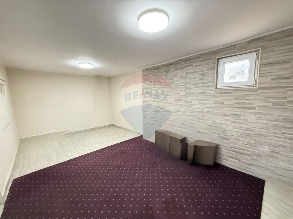 Land 1,100sqm Strada Luica