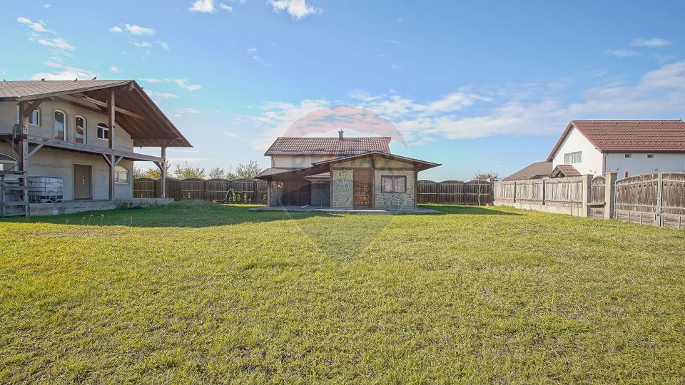 5 room House / Villa for sale