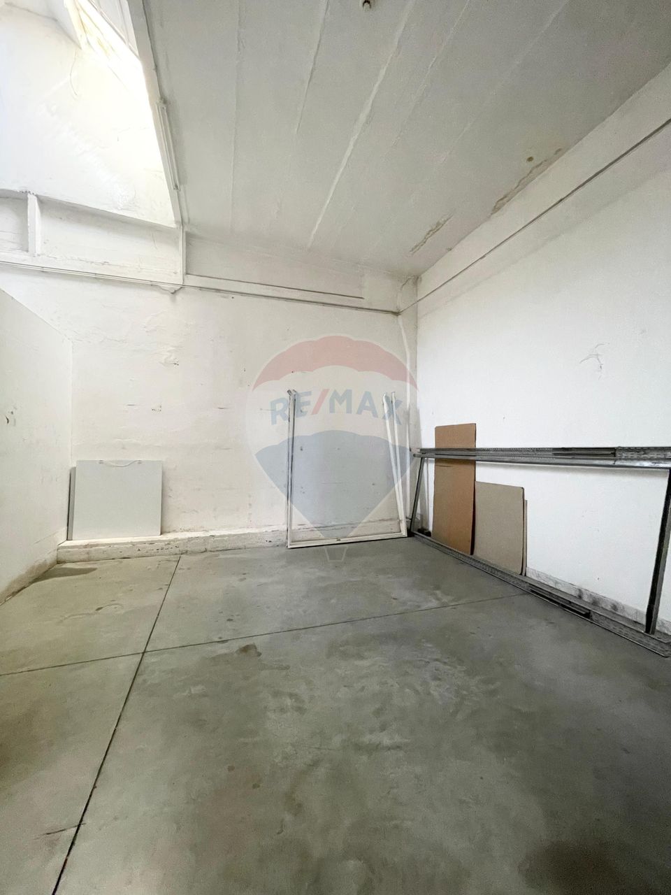 431.2sq.m Industrial Space for rent, UTA area