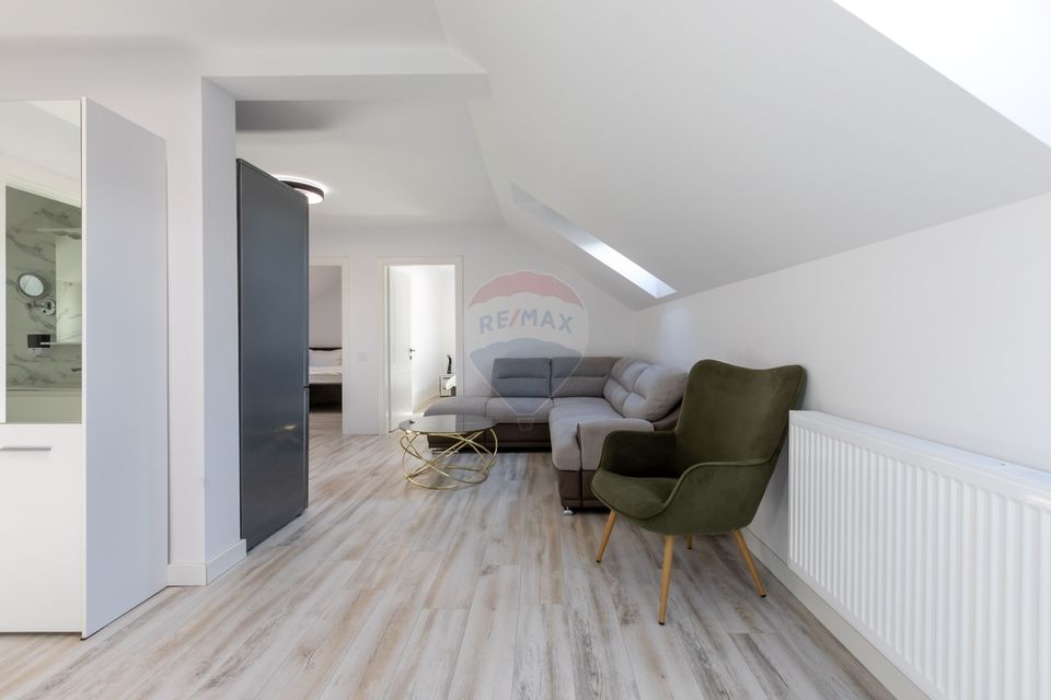 1,200sq.m Special Property for rent, Exterior Est area