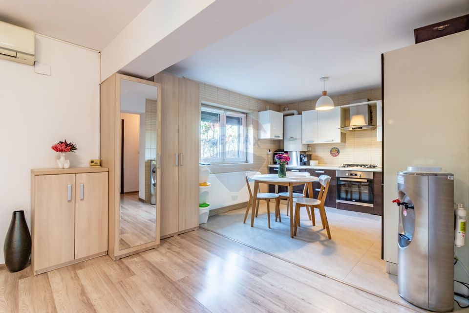 A House Like Home, beautiful courtyard 1950sqm, near the Green Quarter