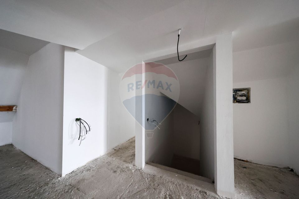 1,500sq.m Industrial Space for sale, Grivitei area
