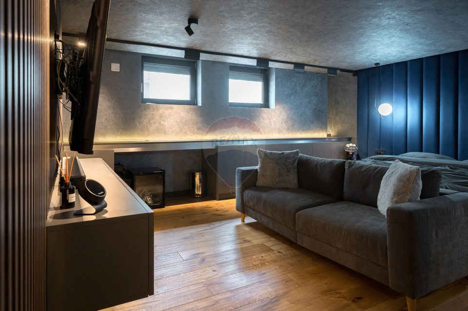 De vanzare! Studio boutique cu finisaje de lux, ultracentral, Brasov