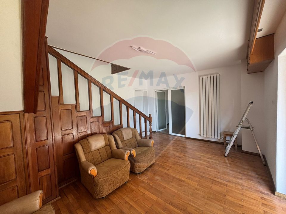 Spațiu Generos de Închiriat – Ideal pentru Birouri, Clinică sau Creșă!