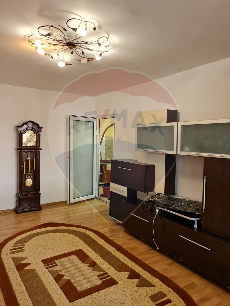 !Exclusivitate!Apartament 3 camere Petru Rares(zona buna)