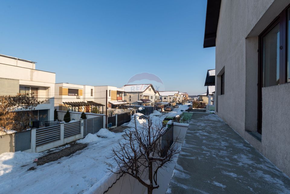 Special villa with 3 levels for sale Pantelimon - Cernica Forest