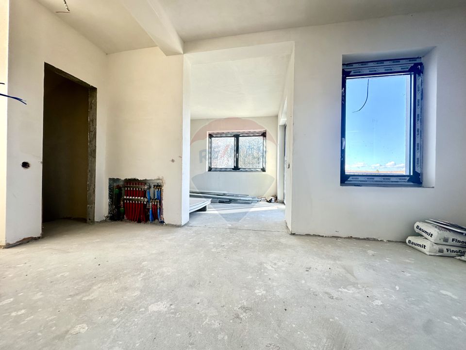 Casa individuala de vanzare in Salicea! 166 MP