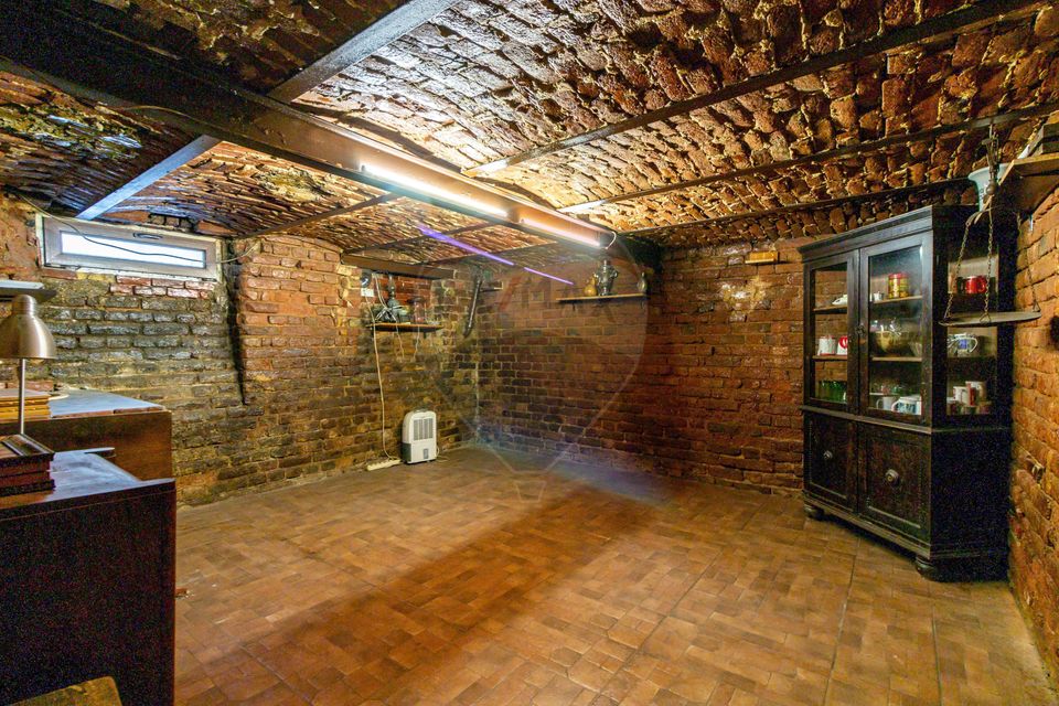 House with identity, vintage charm | Consolidated | Marasesti | Unirii