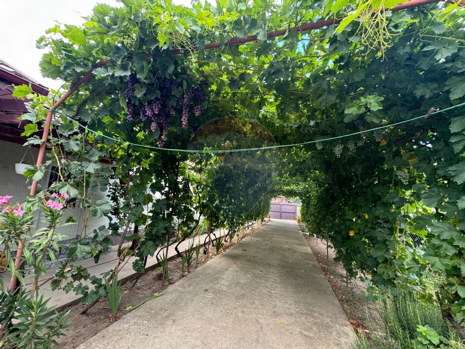 Casă / Vilă cu 6 camere de vânzare în zona Ultracentral