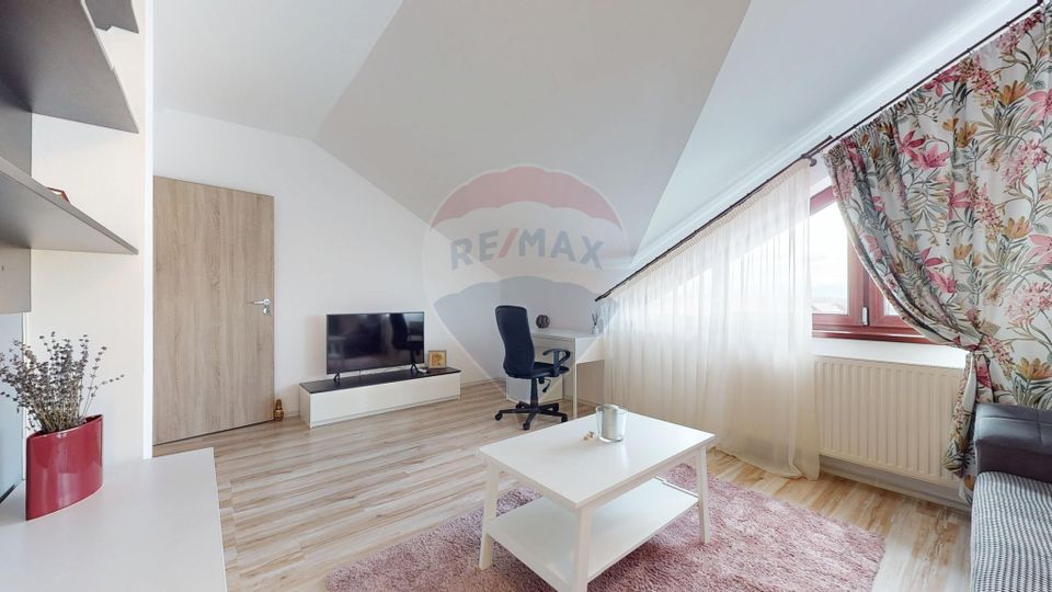 2 room Apartment for rent, Tractorul area