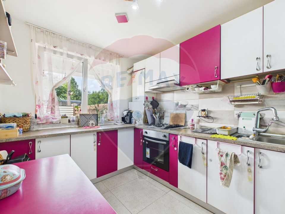 6 room House / Villa for sale