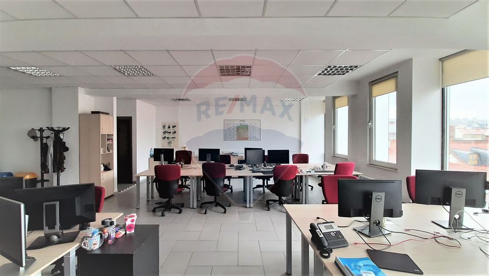 80sq.m Office Space for rent, Ultracentral area