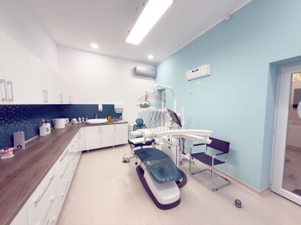 42sq.m Commercial Space for rent, Ultracentral area