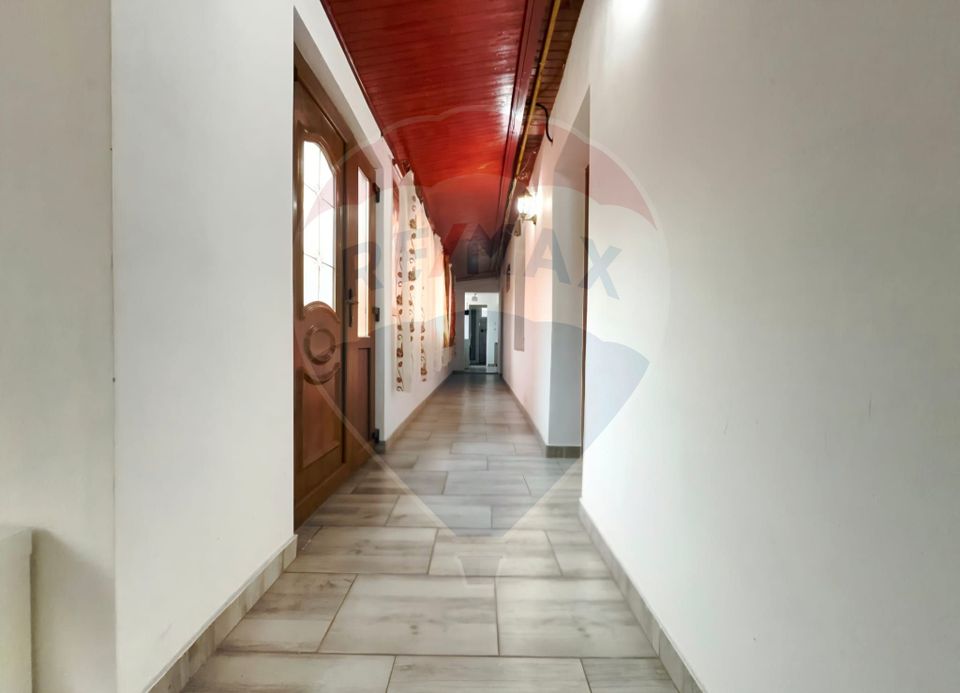 Casă de vanzare in zona Dâmbovița