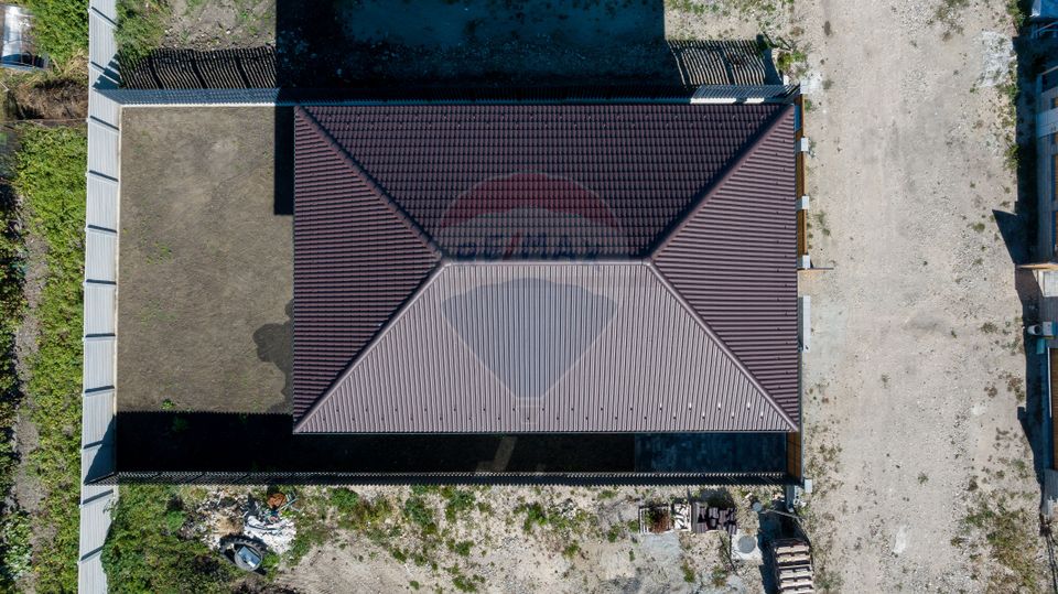 Casă / Vilă cu 5 camere de vânzare