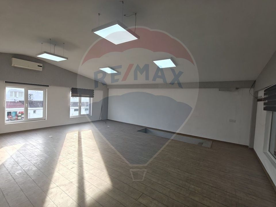 295sq.m Industrial Space for sale
