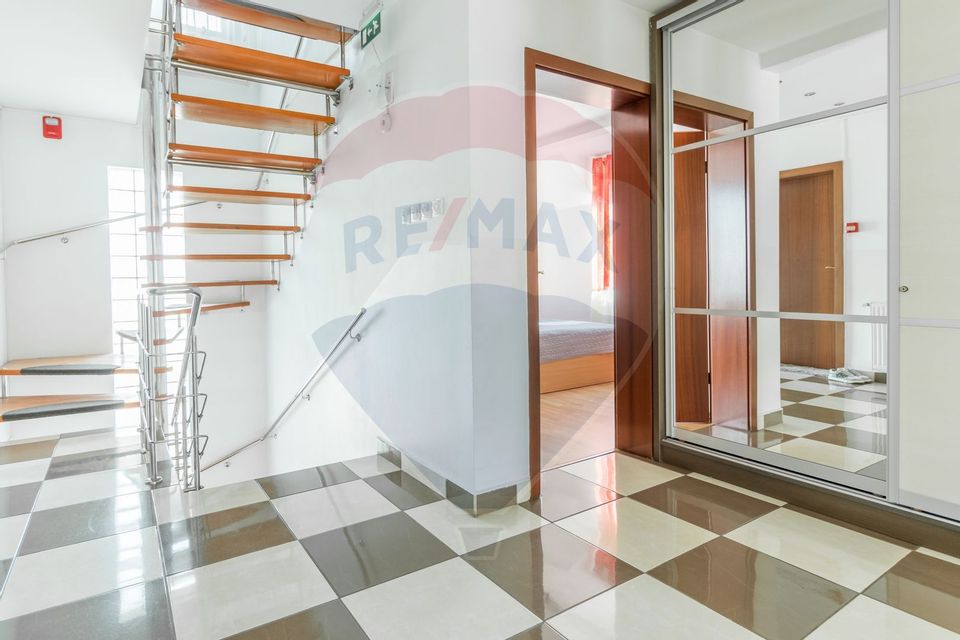 De Vânzare  Pensiunea Laura – 3 Margarete, Sânmartin, Băile Felix