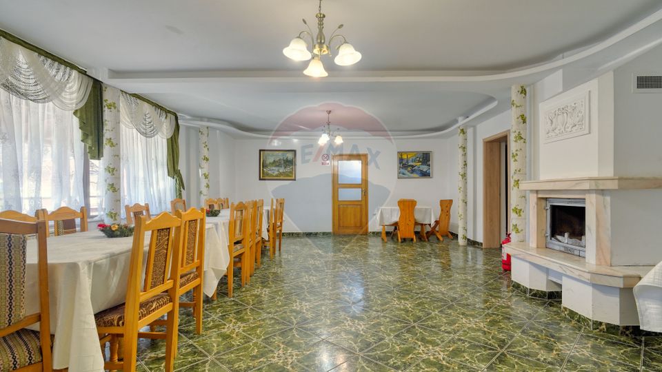 15 room Hotel / Pension for rent