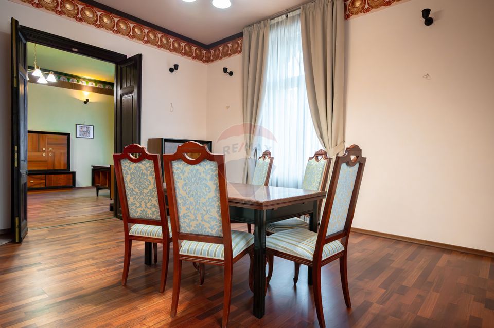 130 sqm Historic Property – Ideal for Living or Office