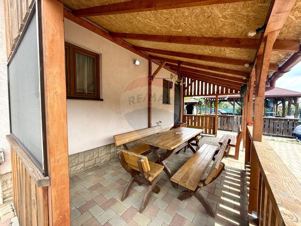 Comision 0% Casă de vânzare în Stolna cu livada,ciubăr,teren de 1464mp