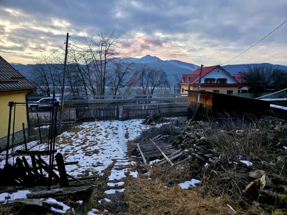 Land 711sqm Hangu / DN GROZAVESTI