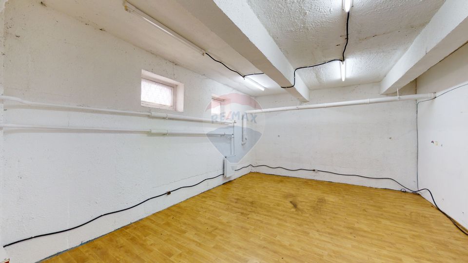 Spațiu comercial demisol Bucurestii Noi/ Metrou Straulesti