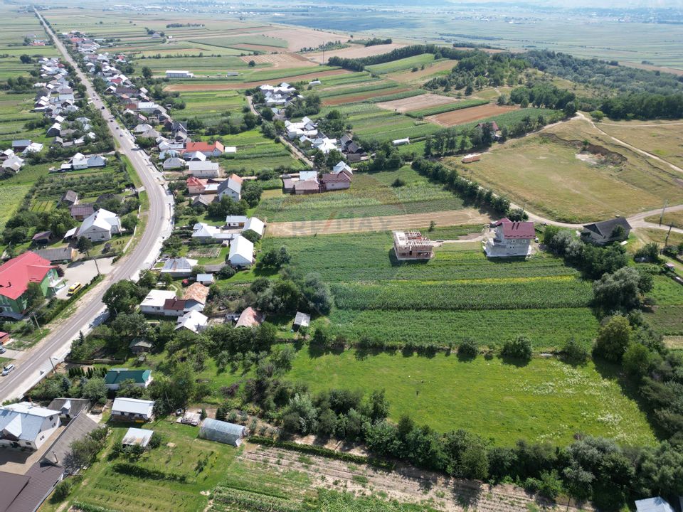 Land 4,900sqm Suceava / Drumul .