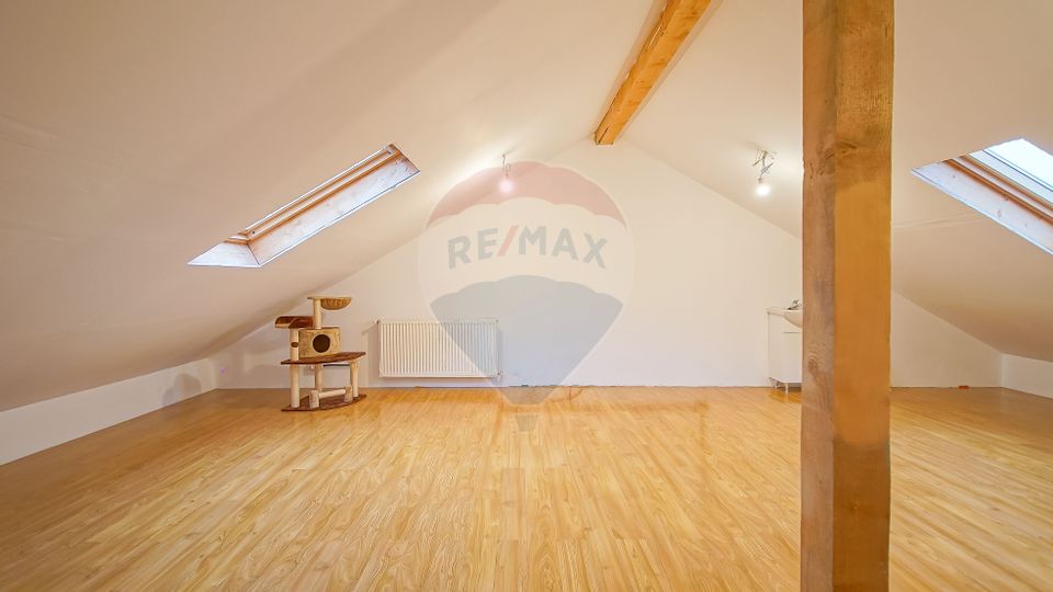 COMISION 0% | Casă tip duplex de vânzare | 5 camere | Cartier Izvor |