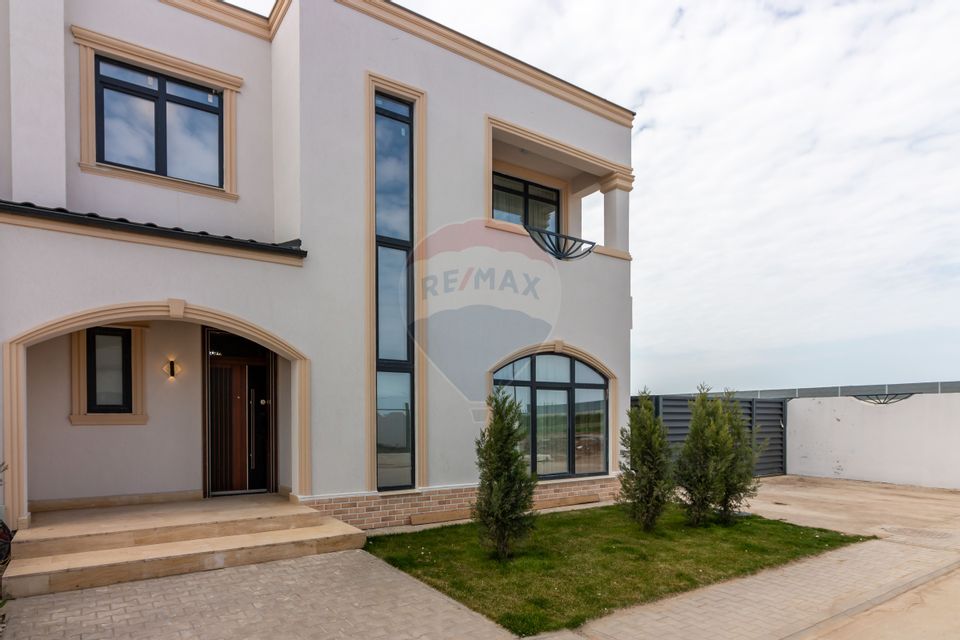 Casă / Vilă cu 5 camere de vânzare Berceni Complex rezidential