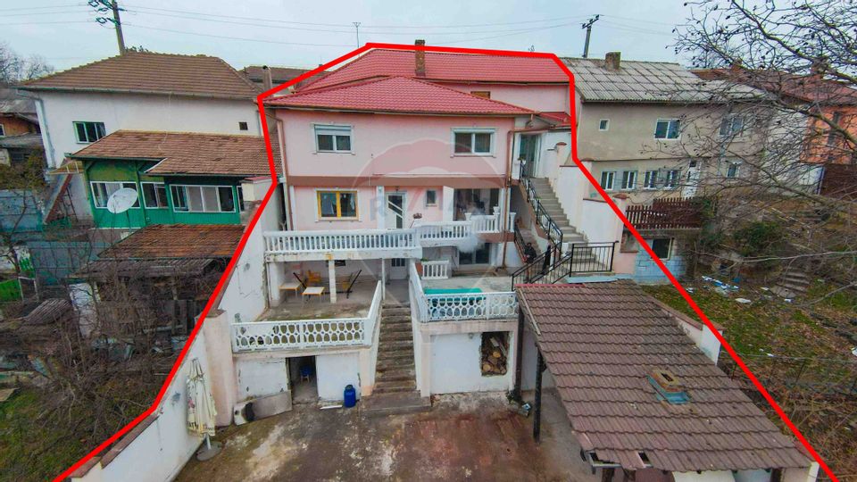 9 room House / Villa for sale, Dealuri Oradea area