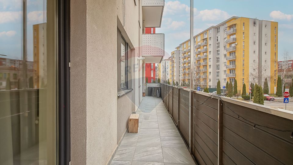 COMMISSION 0| 3 BEDROOMS|2 BATHROOMS| PREMIUM FURNISHED|14 MP BALCONY