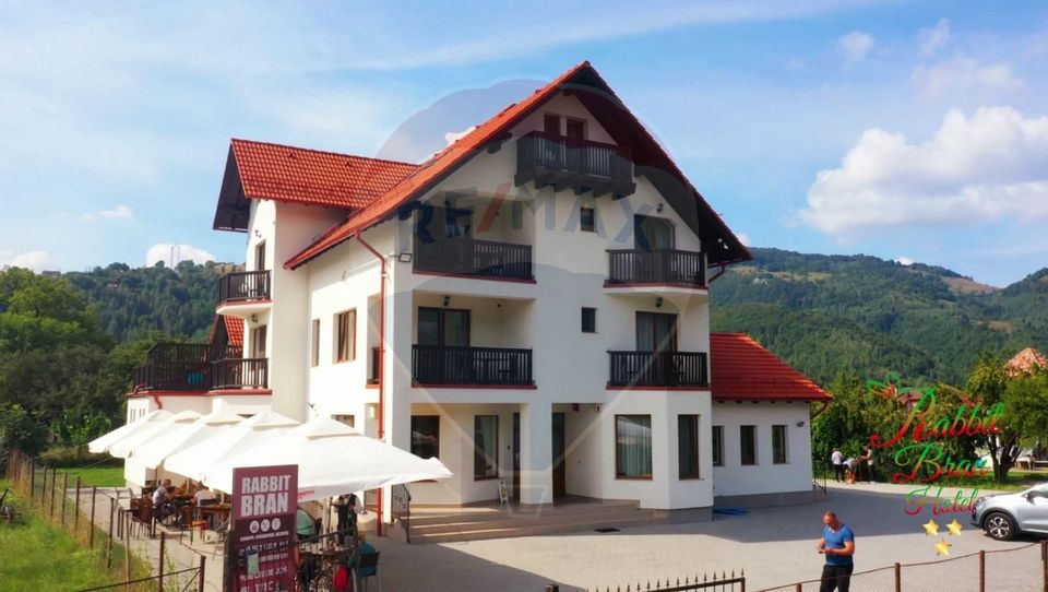 15 room Hotel / Pension for sale