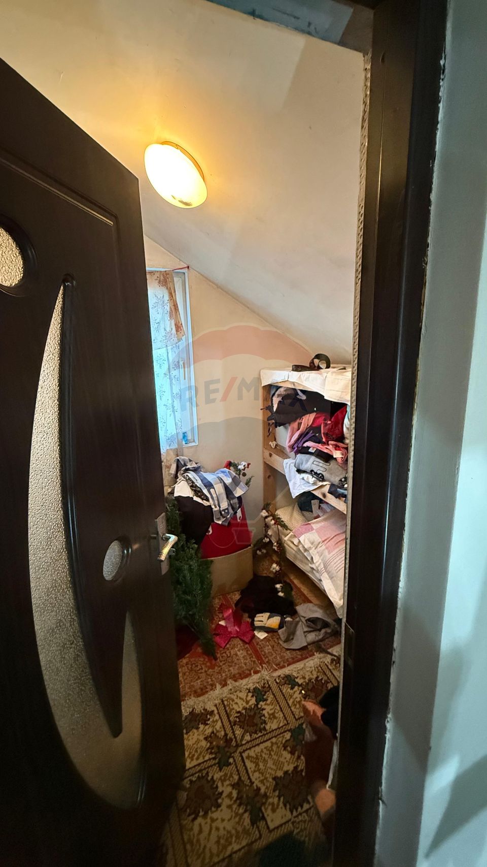 5 room House / Villa for sale, Est area