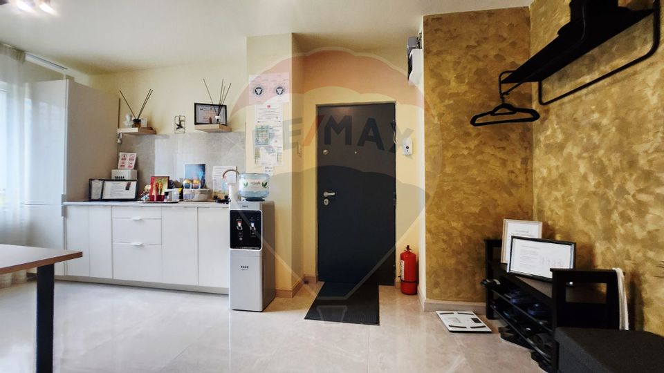 Rent 3 rooms | ideal for the office | Living Room | office