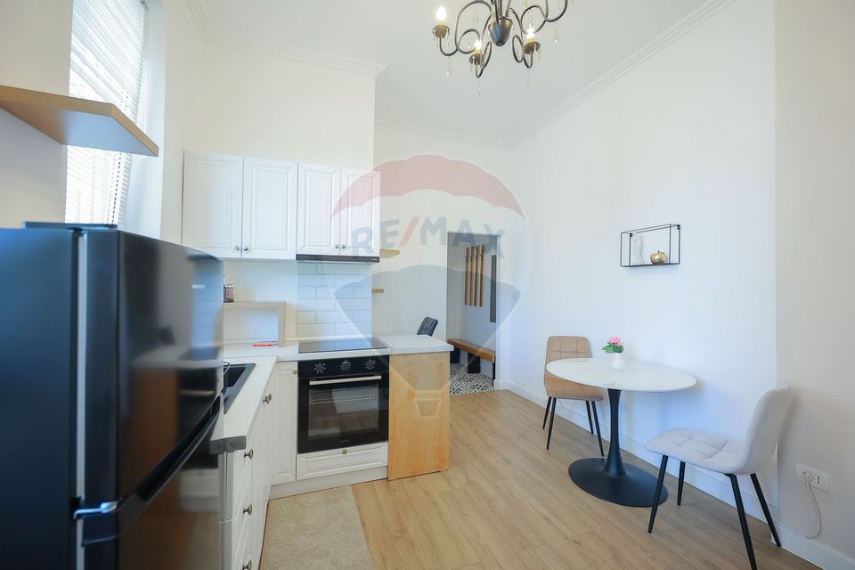 Apartament cu 2 camere și parcare de închiriat în zona Ultracentral