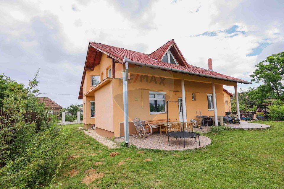 5 room House / Villa for sale